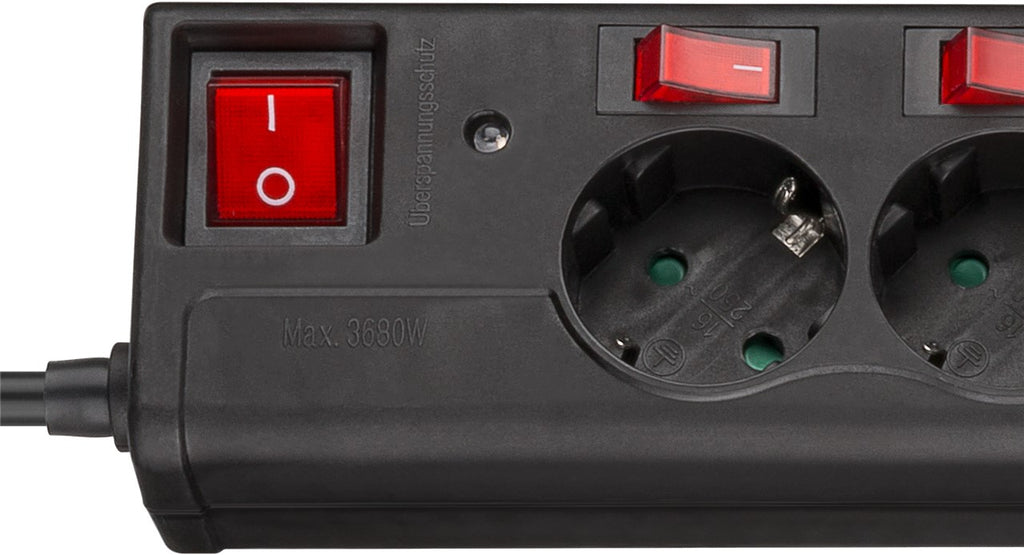 Stekkerdoos 6-voudig met overspanningsbeveiliging en 6x schakelaars, 1,5m