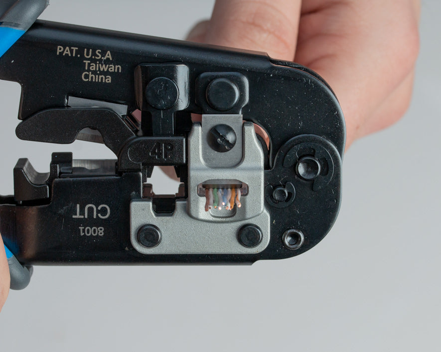 "Krimp & Knip" tang RJ45 "Pass through" (UC-4569) - Jonard